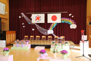 【卒園式ママの服装】先輩ママから学ぶ!上品おしゃれスーツコーデ21選