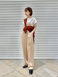 おみゆのサロペット/オーバーオール「ダブルクロスコクーンサロペット」を使ったコーディネート